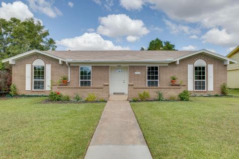1721 Goliad Drive Garland TX 75042
