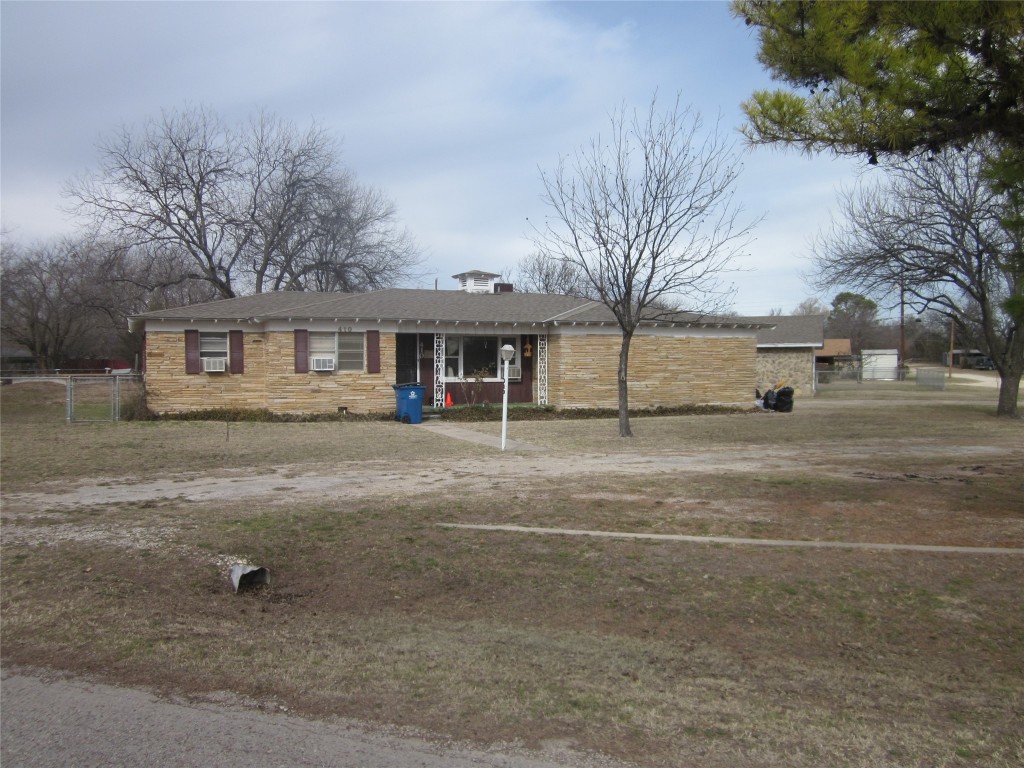 410 California Street Clyde TX 79510