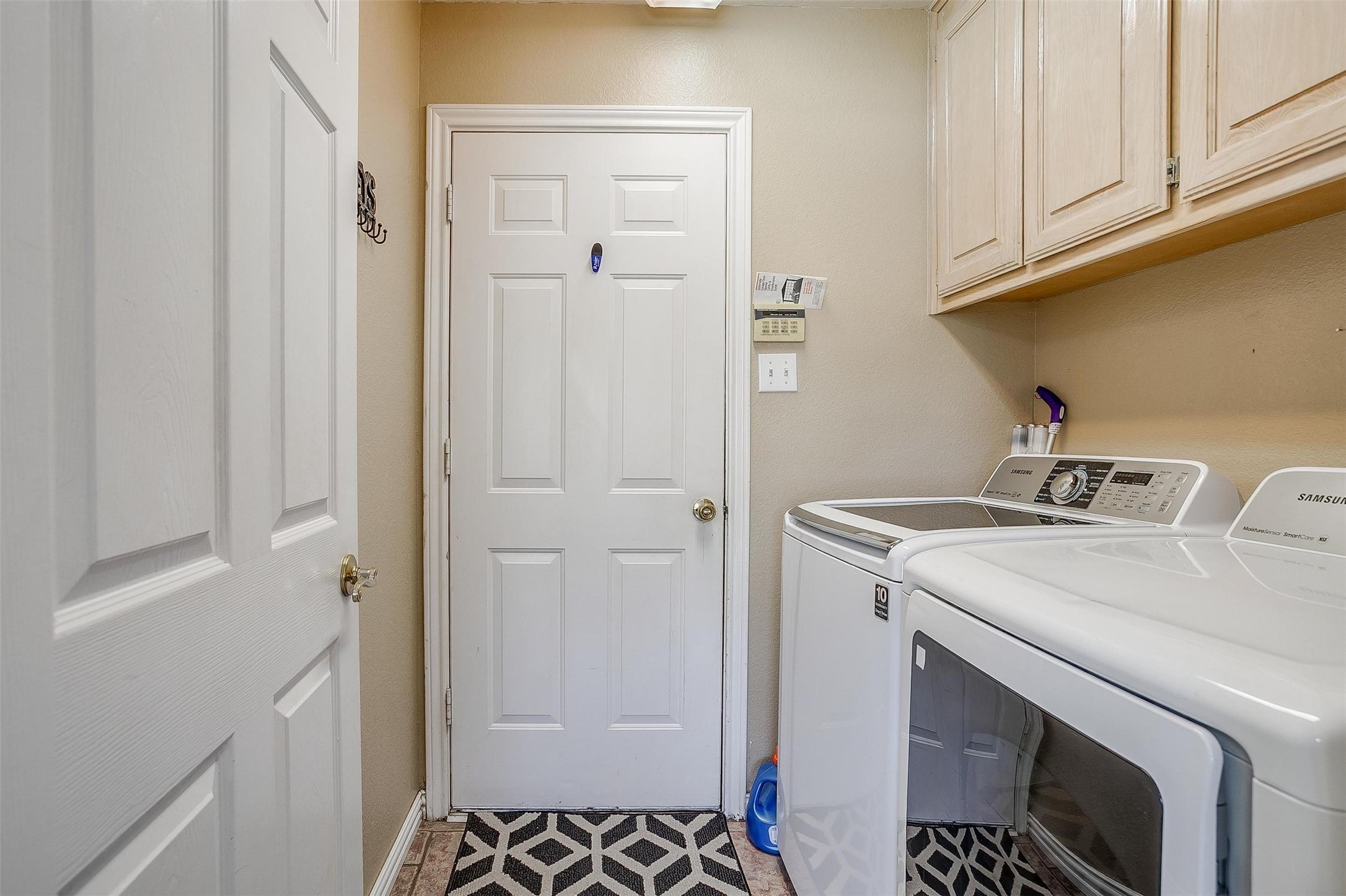 9301 Meandering Drive North Richland Hills TX 76182