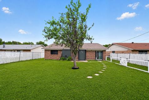 409 Southlake Drive Forney TX 75126