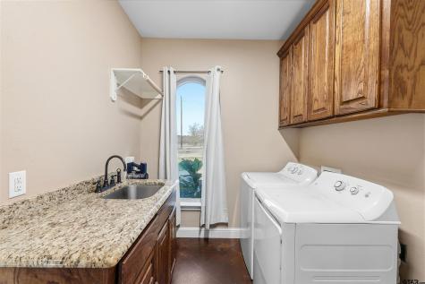 205 Vz County Road 4807 Ben Wheeler TX 75754