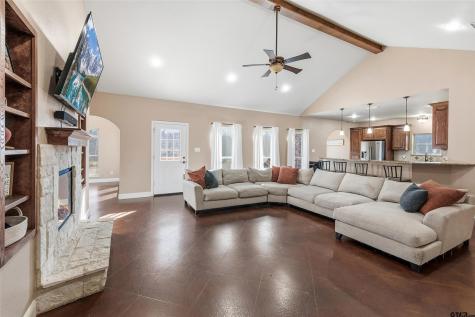 205 Vz County Road 4807 Ben Wheeler TX 75754