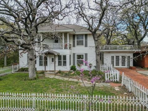 1223 Highland Park Road Denton TX 76205