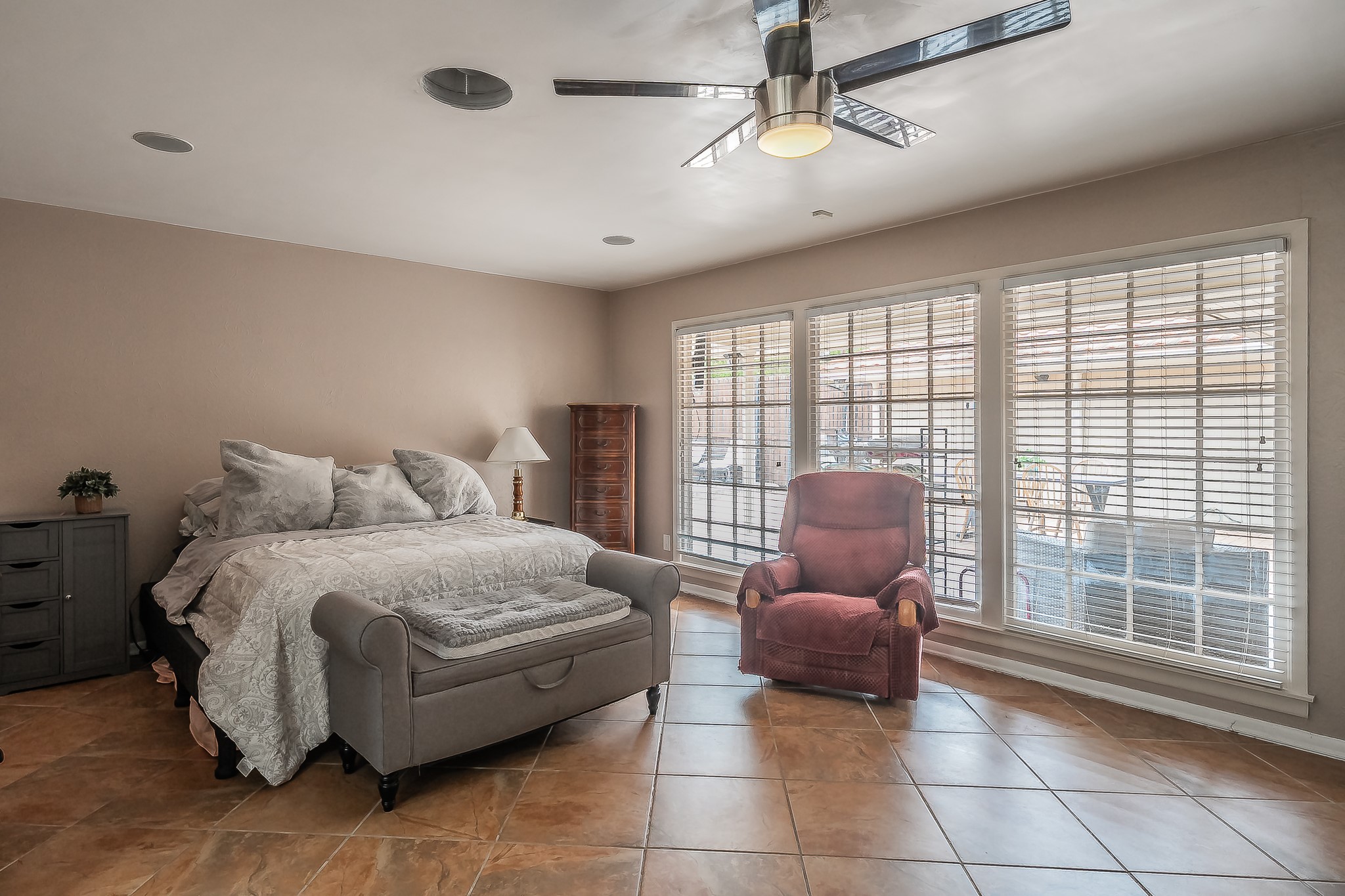 5801 Cedarcrest Drive Haltom City TX 76117
