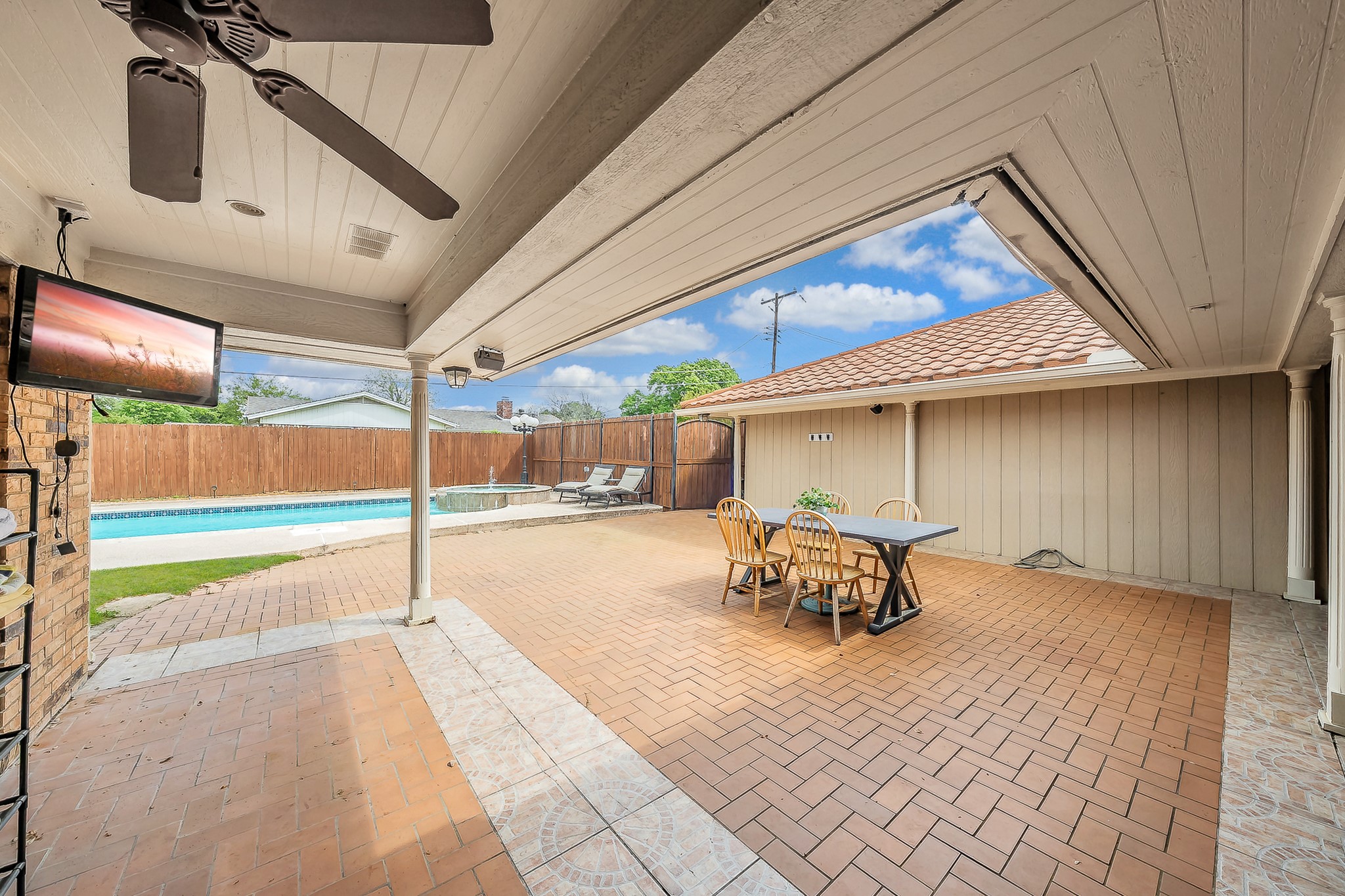 5801 Cedarcrest Drive Haltom City TX 76117