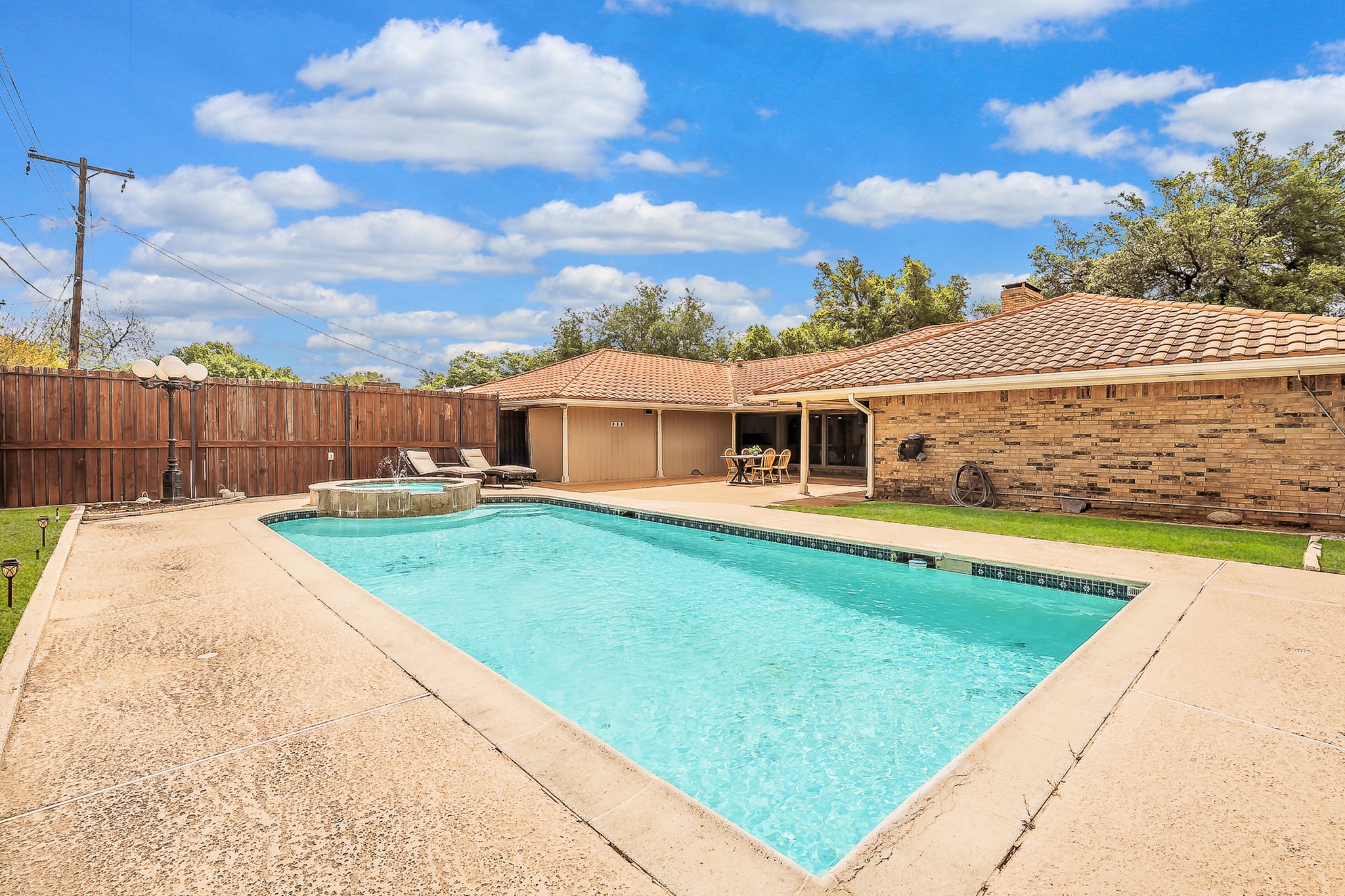 5801 Cedarcrest Drive Haltom City TX 76117