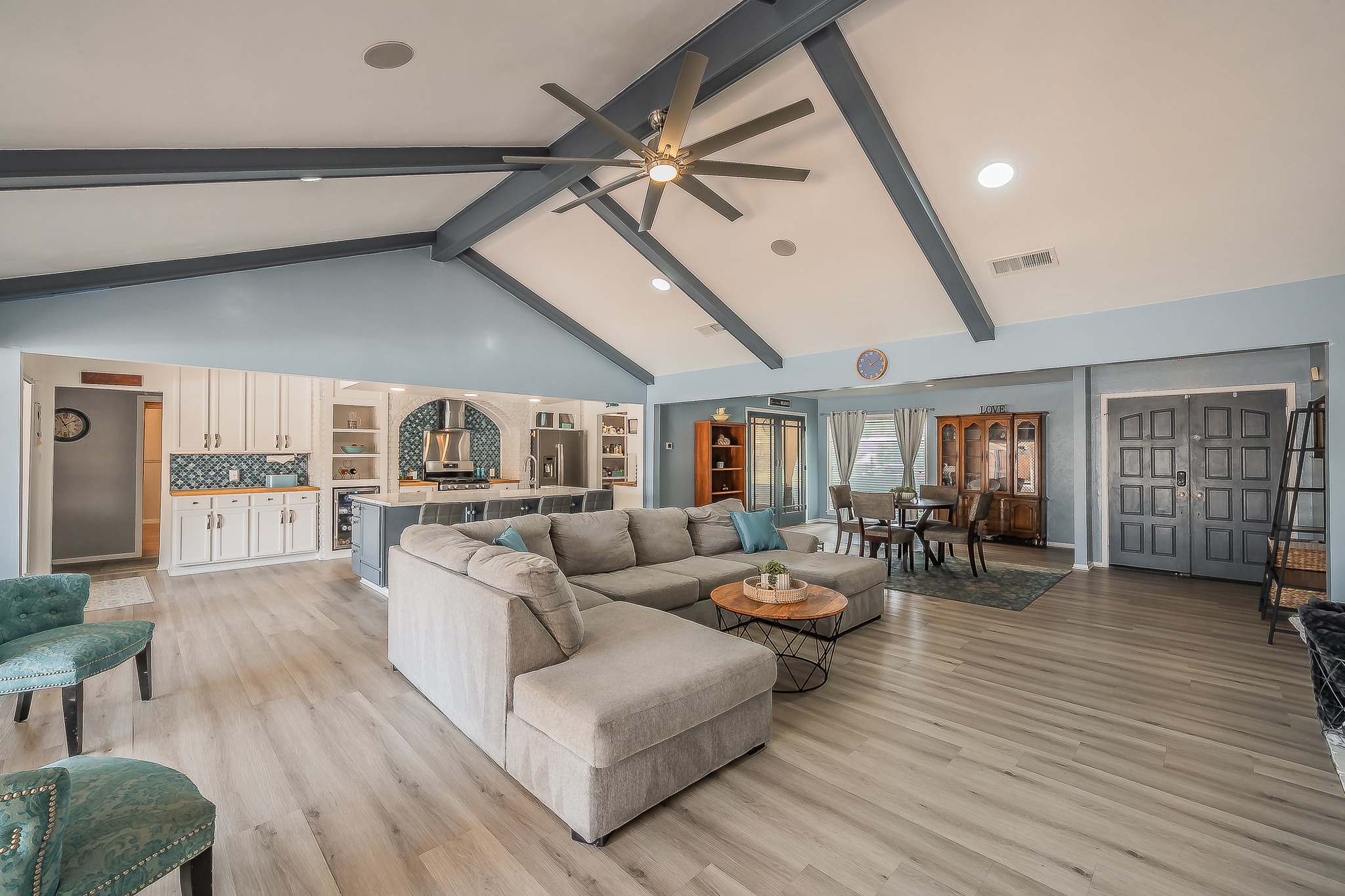 5801 Cedarcrest Drive Haltom City TX 76117
