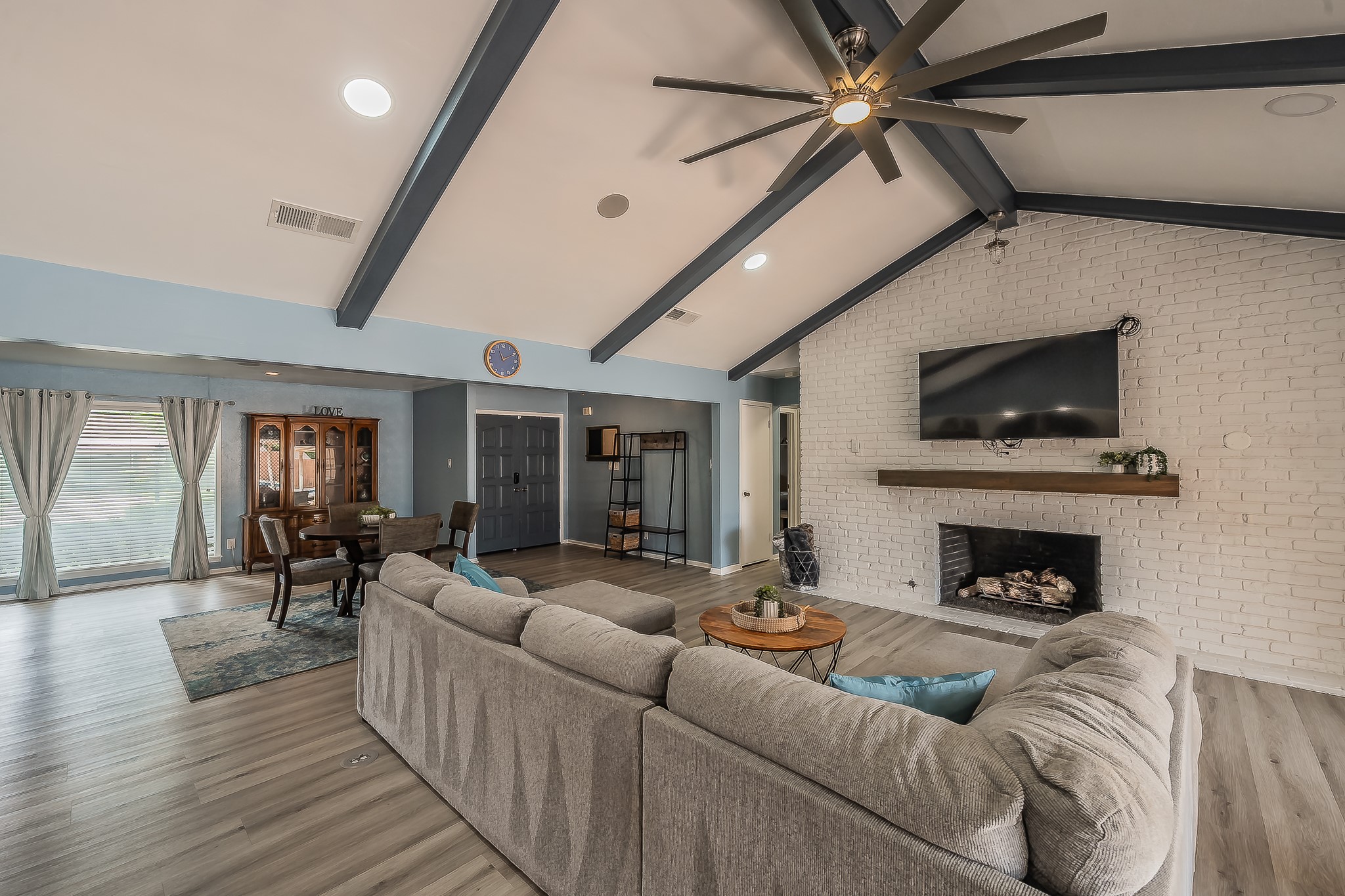 5801 Cedarcrest Drive Haltom City TX 76117