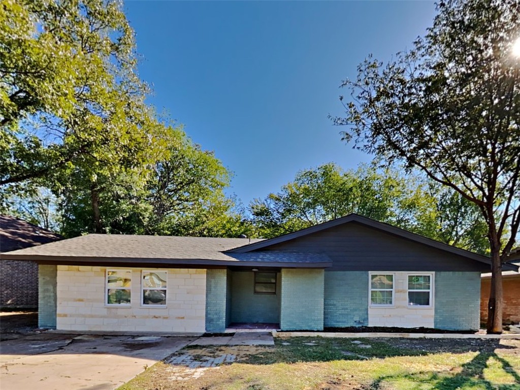305 Harriett Street Arlington TX 76010