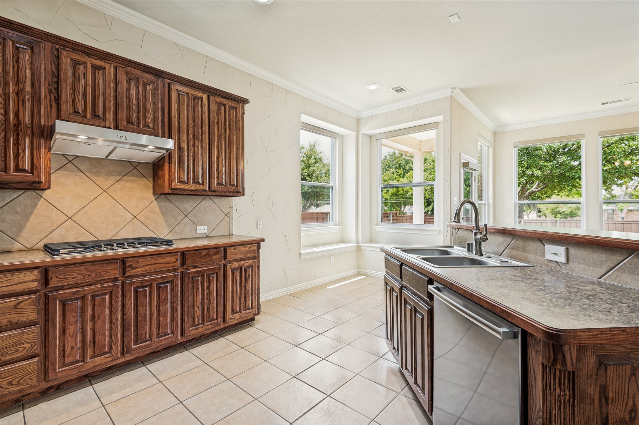 3815 Morning Dove Carrollton TX 75007