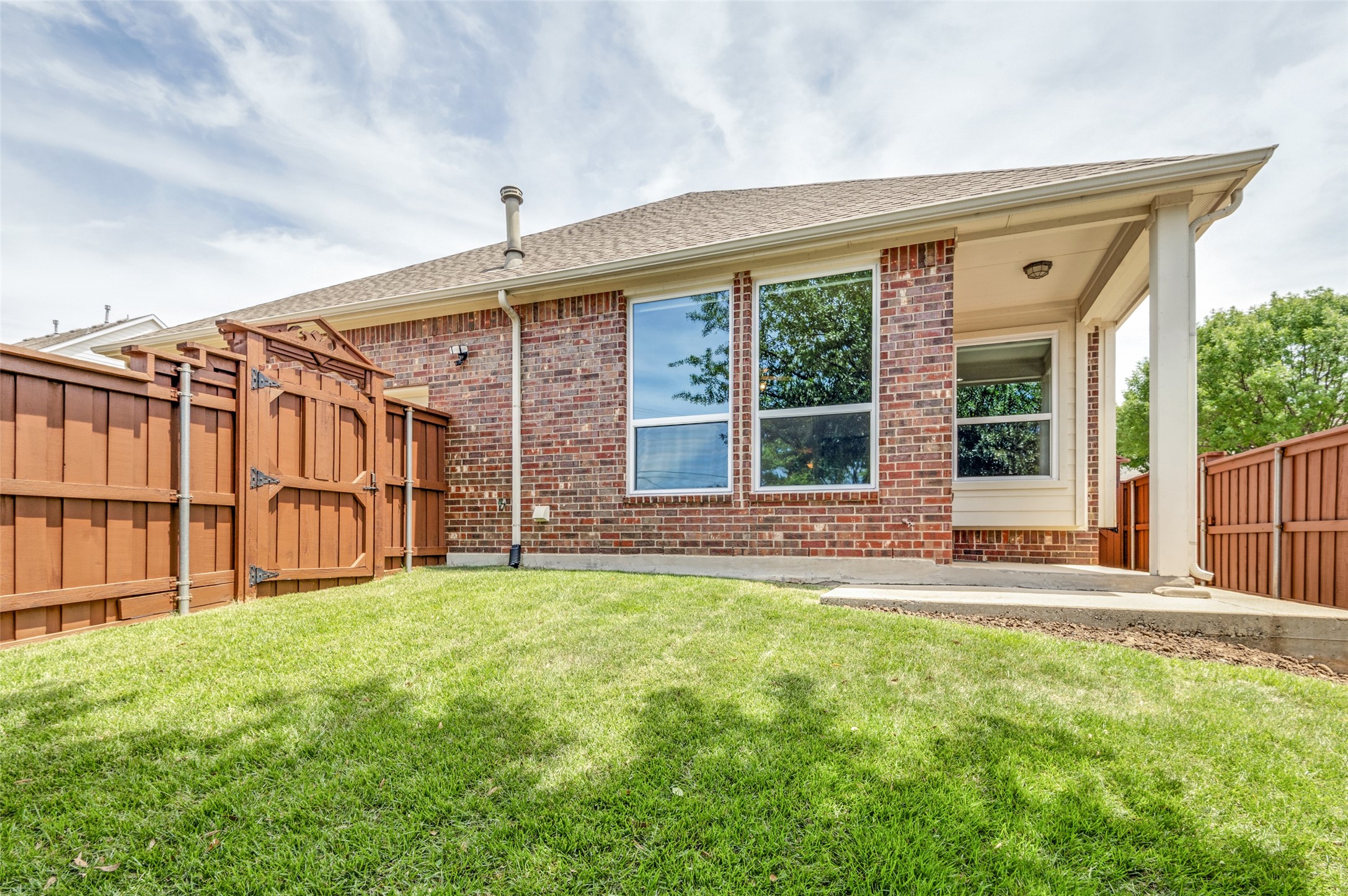 3815 Morning Dove Carrollton TX 75007