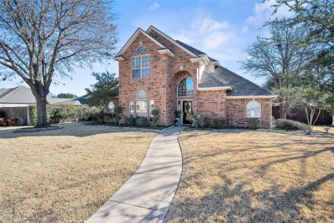 913 Riviera Drive Mansfield TX 76063