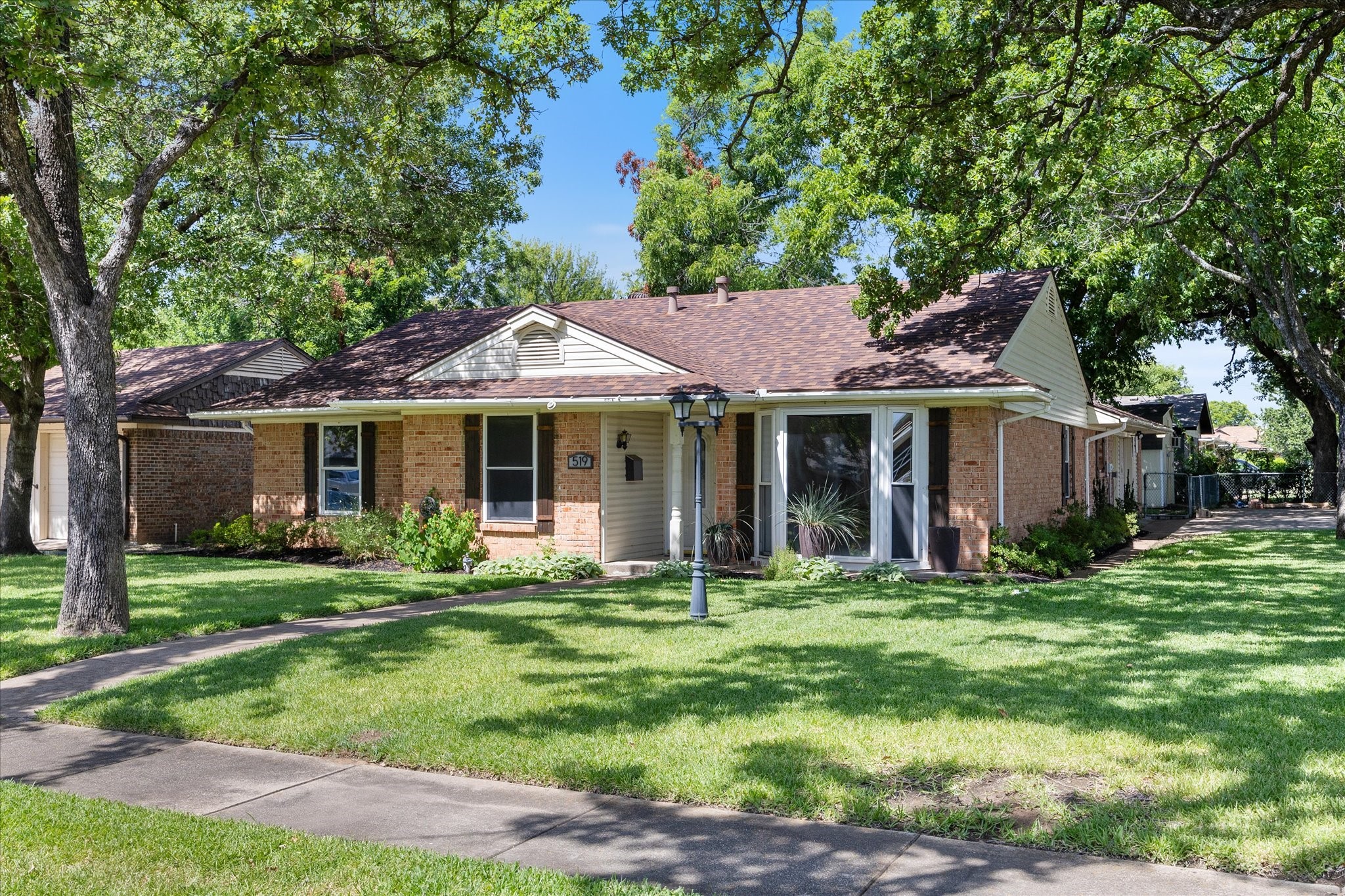 519 Staffordshire Drive Irving TX 75061
