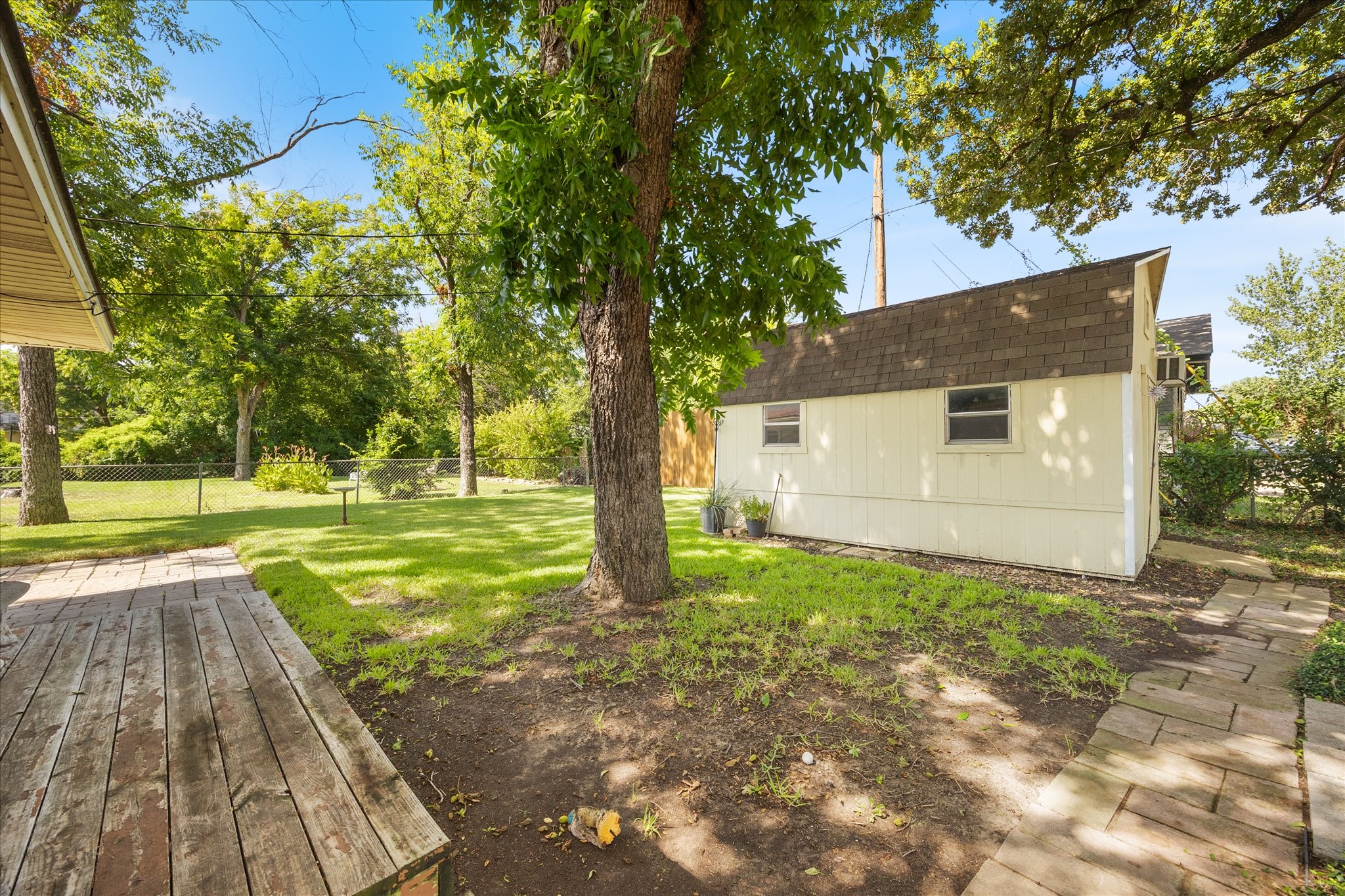 519 Staffordshire Drive Irving TX 75061