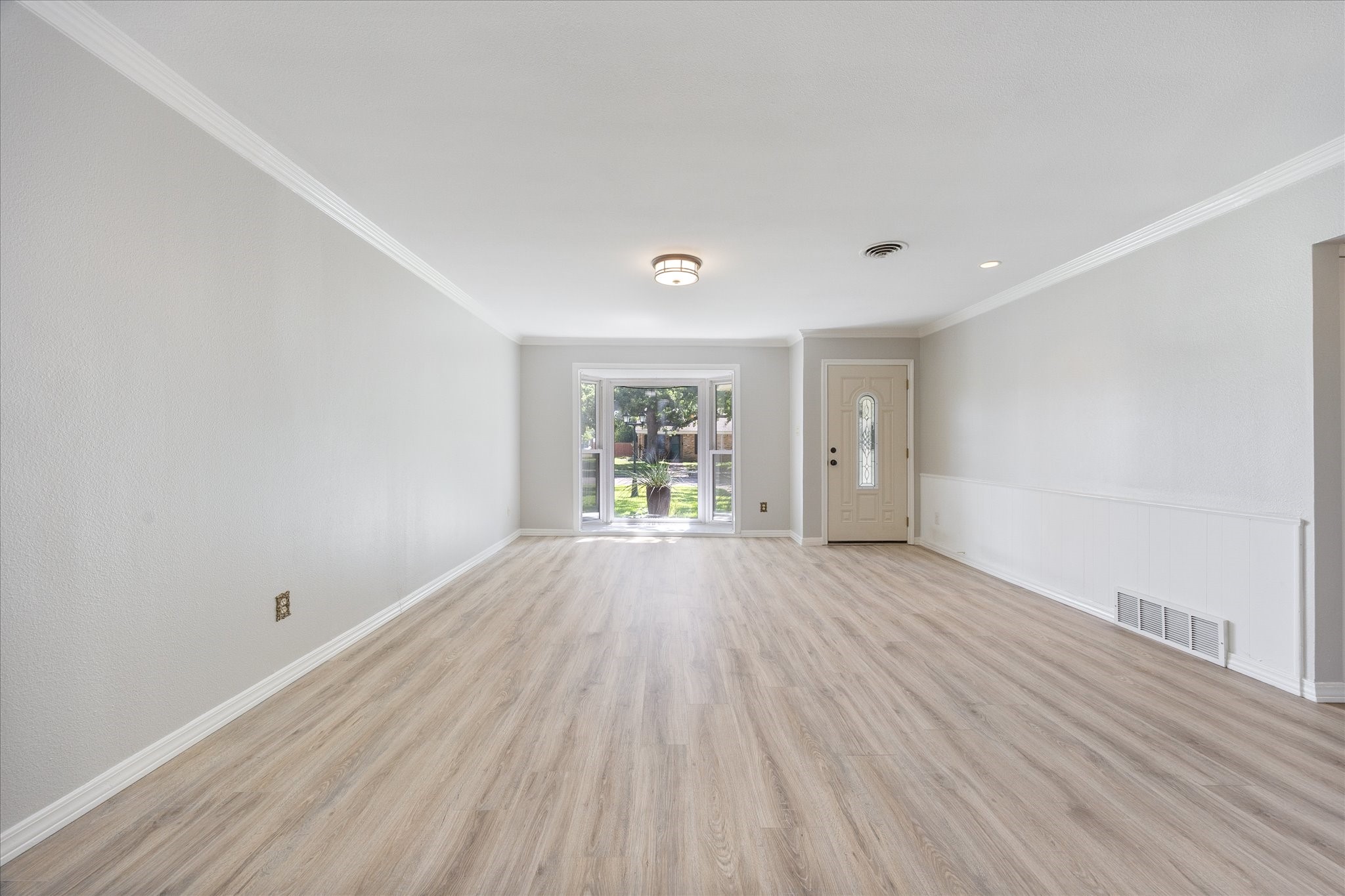 519 Staffordshire Drive Irving TX 75061