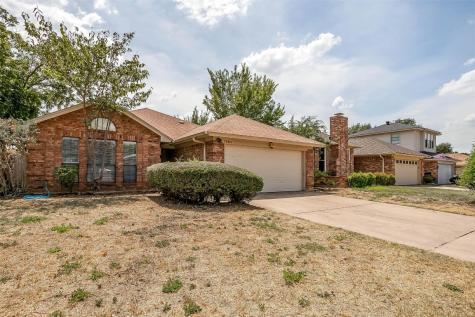 7464 Cross Ridge Circle Fort Worth TX 76120