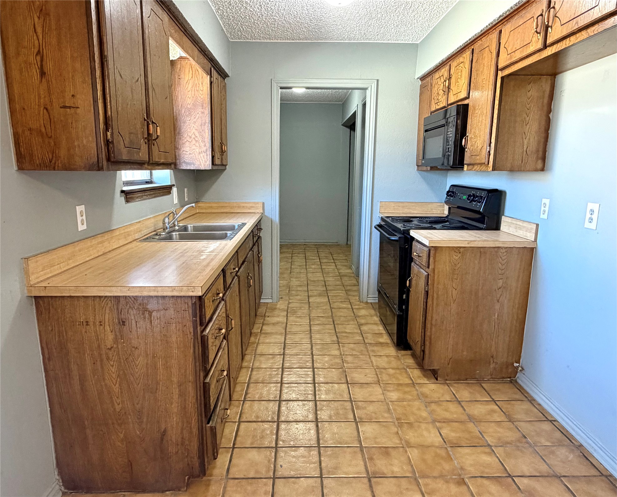 216 W Marshall Street Palmer TX 75152