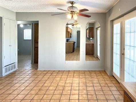 216 W Marshall Street Palmer TX 75152