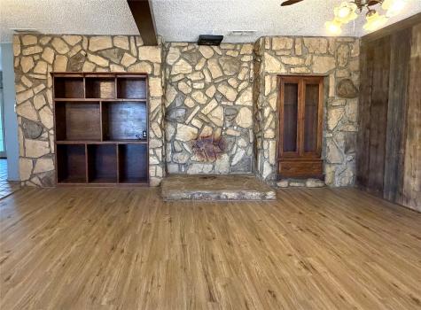 216 W Marshall Street Palmer TX 75152