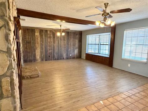 216 W Marshall Street Palmer TX 75152