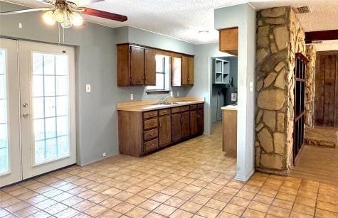 216 W Marshall Street Palmer TX 75152