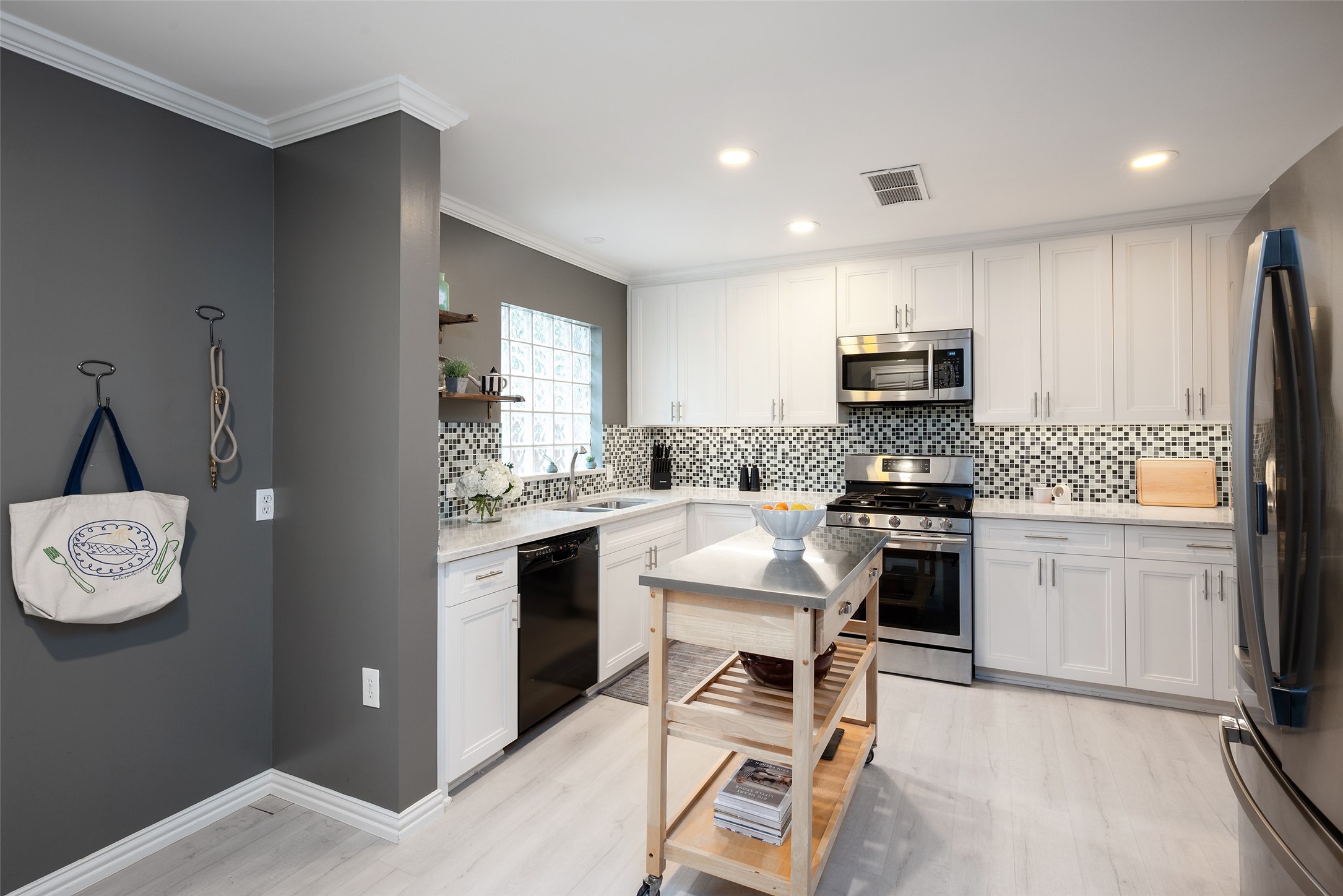 6158 Anita Street Dallas TX 75214