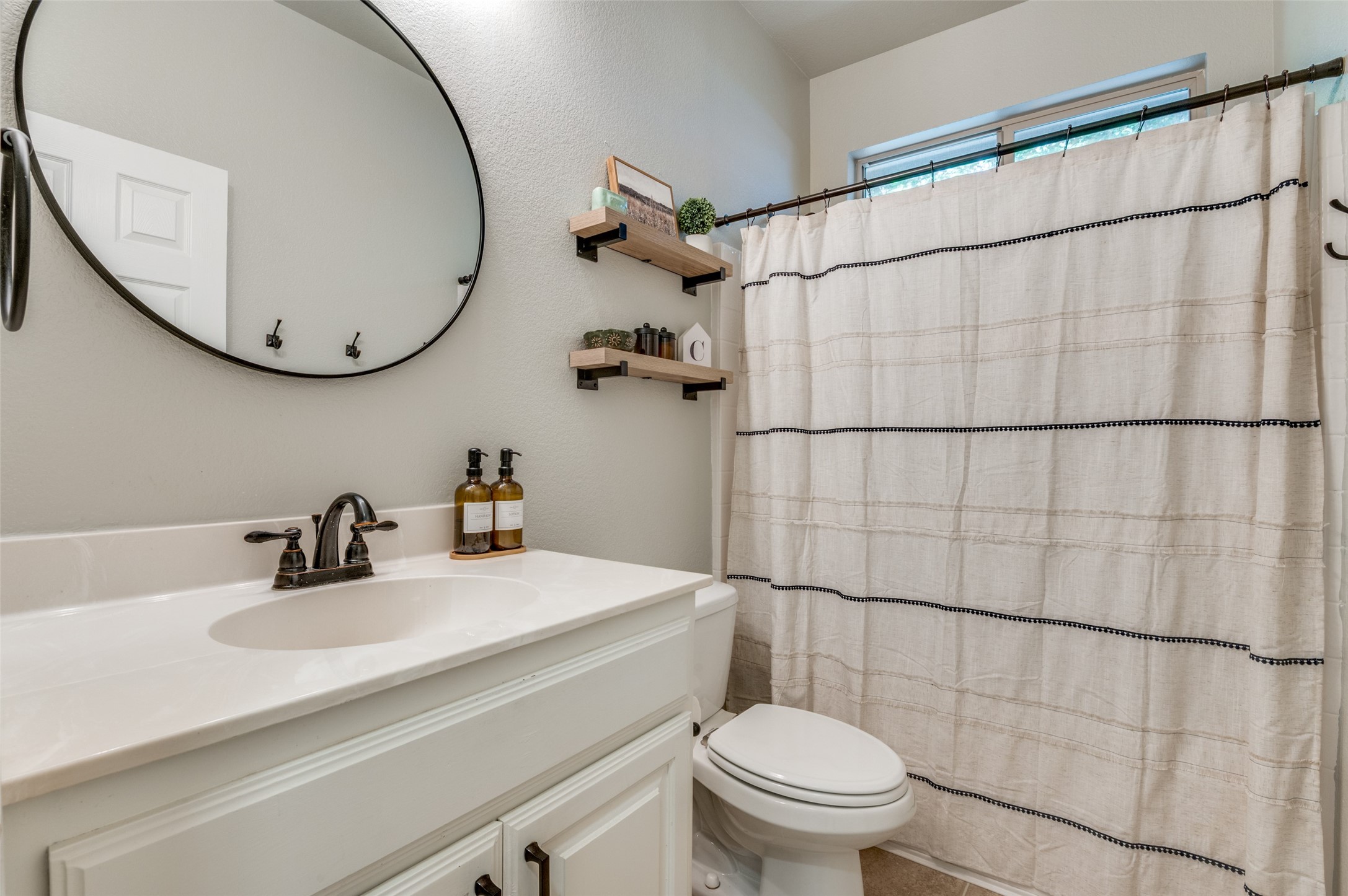 12332 Wagon Bow Drive Burleson TX 76028