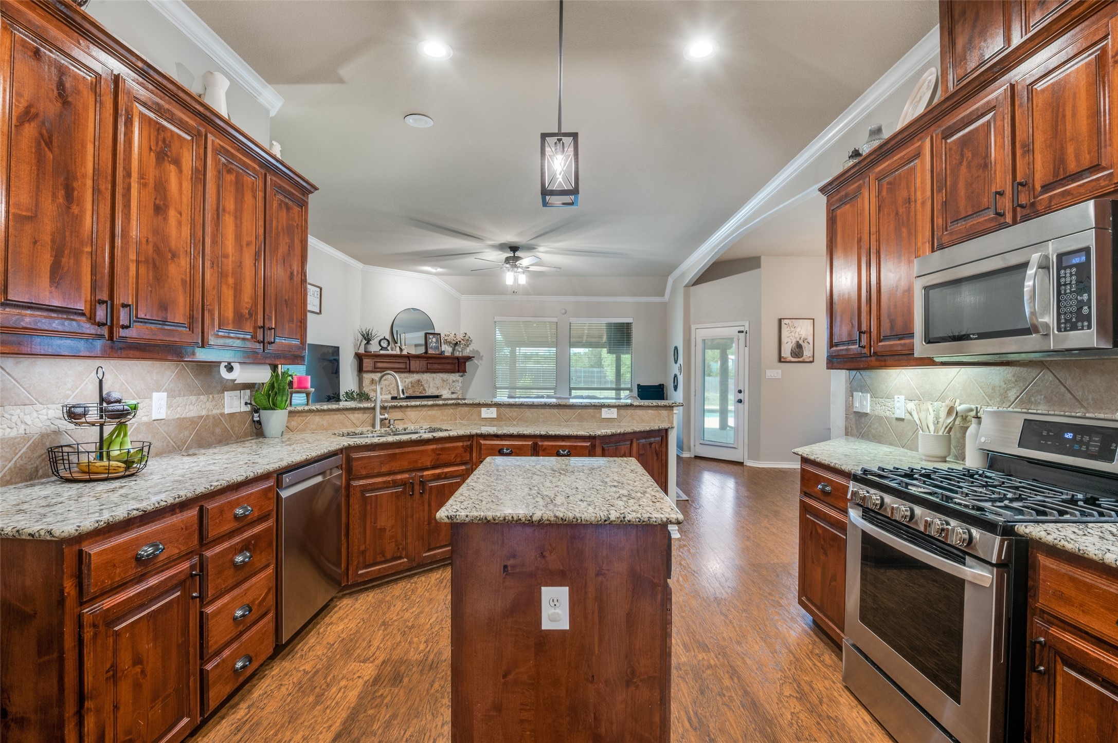 12332 Wagon Bow Drive Burleson TX 76028