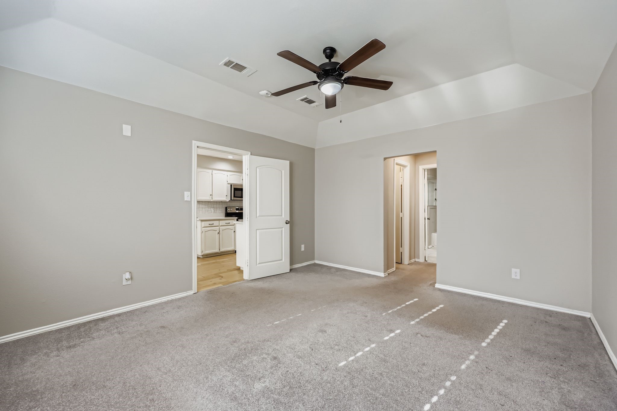 116 NE Alsbury Boulevard Burleson TX 76028