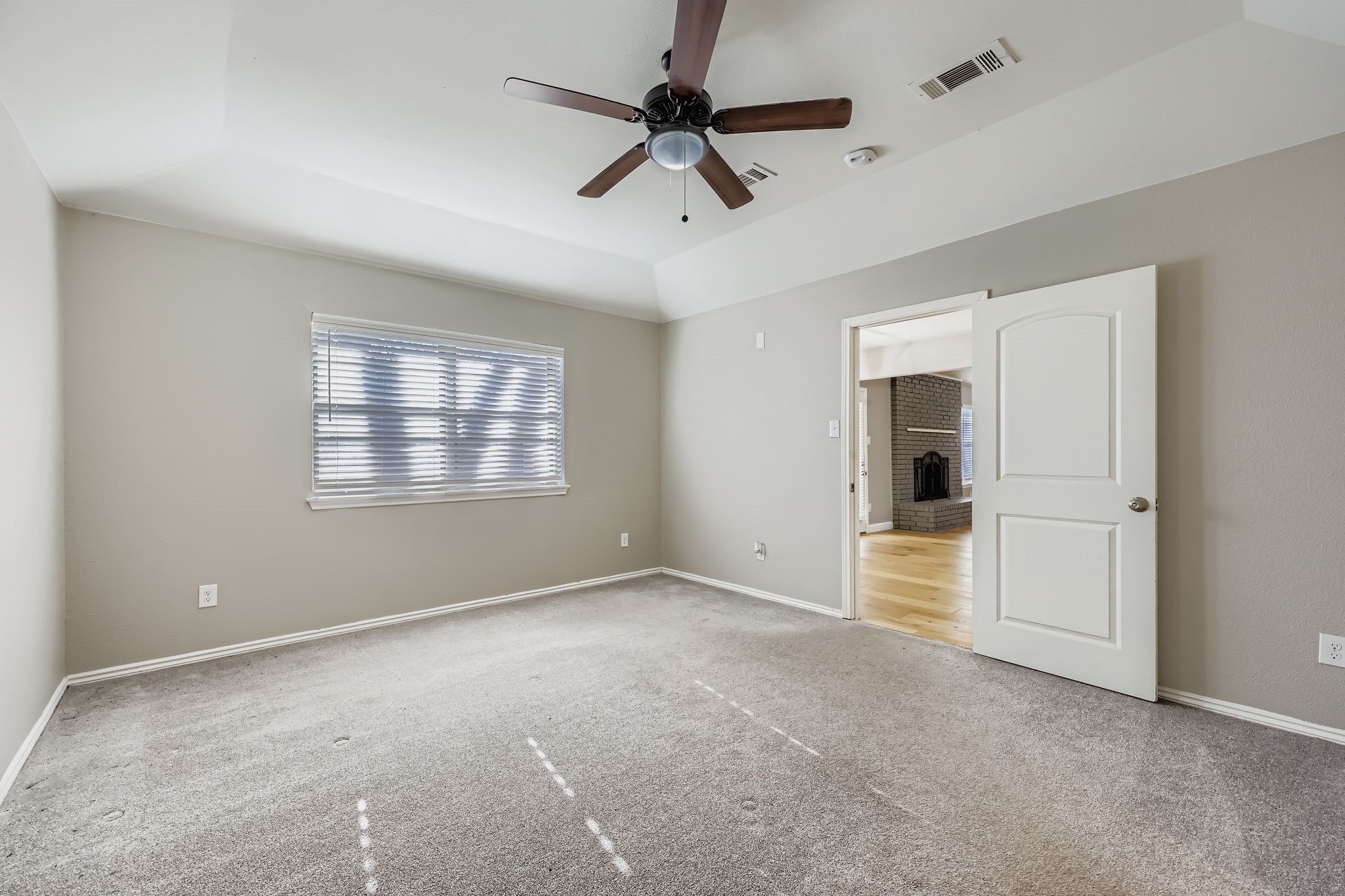 116 NE Alsbury Boulevard Burleson TX 76028