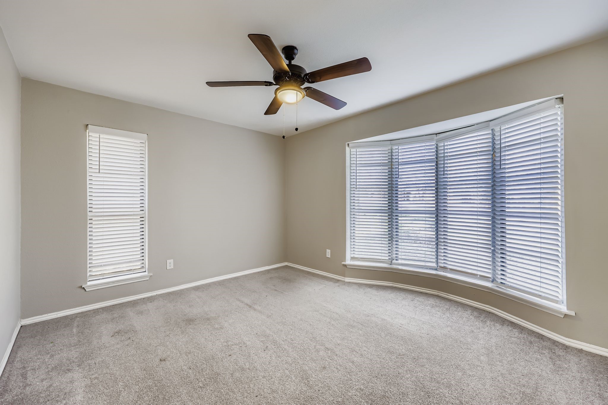 116 NE Alsbury Boulevard Burleson TX 76028