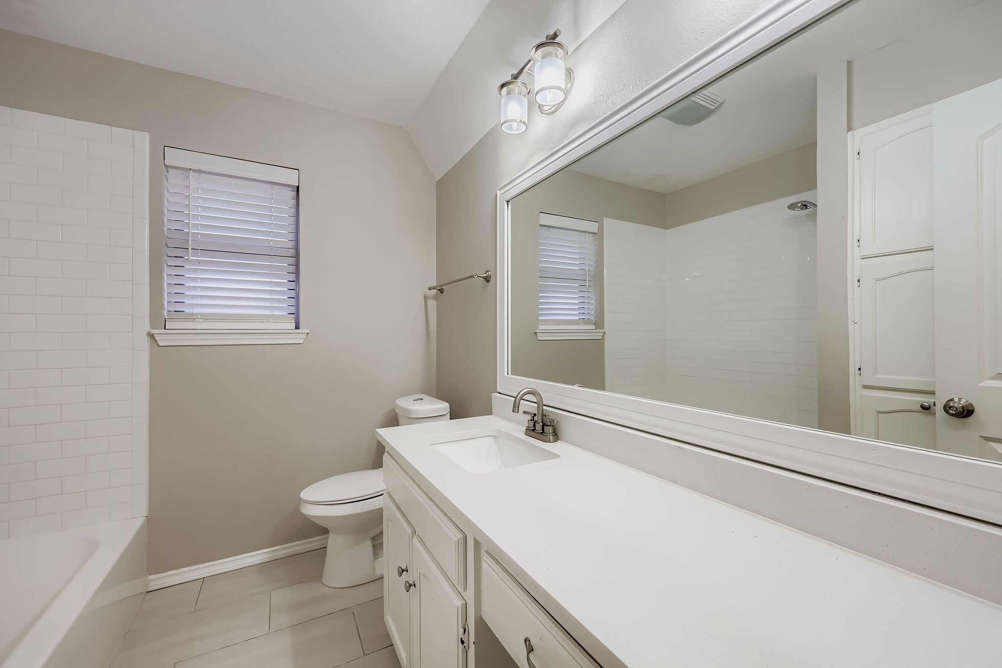 116 NE Alsbury Boulevard Burleson TX 76028