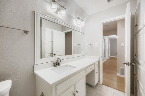 116 NE Alsbury Boulevard Burleson TX 76028