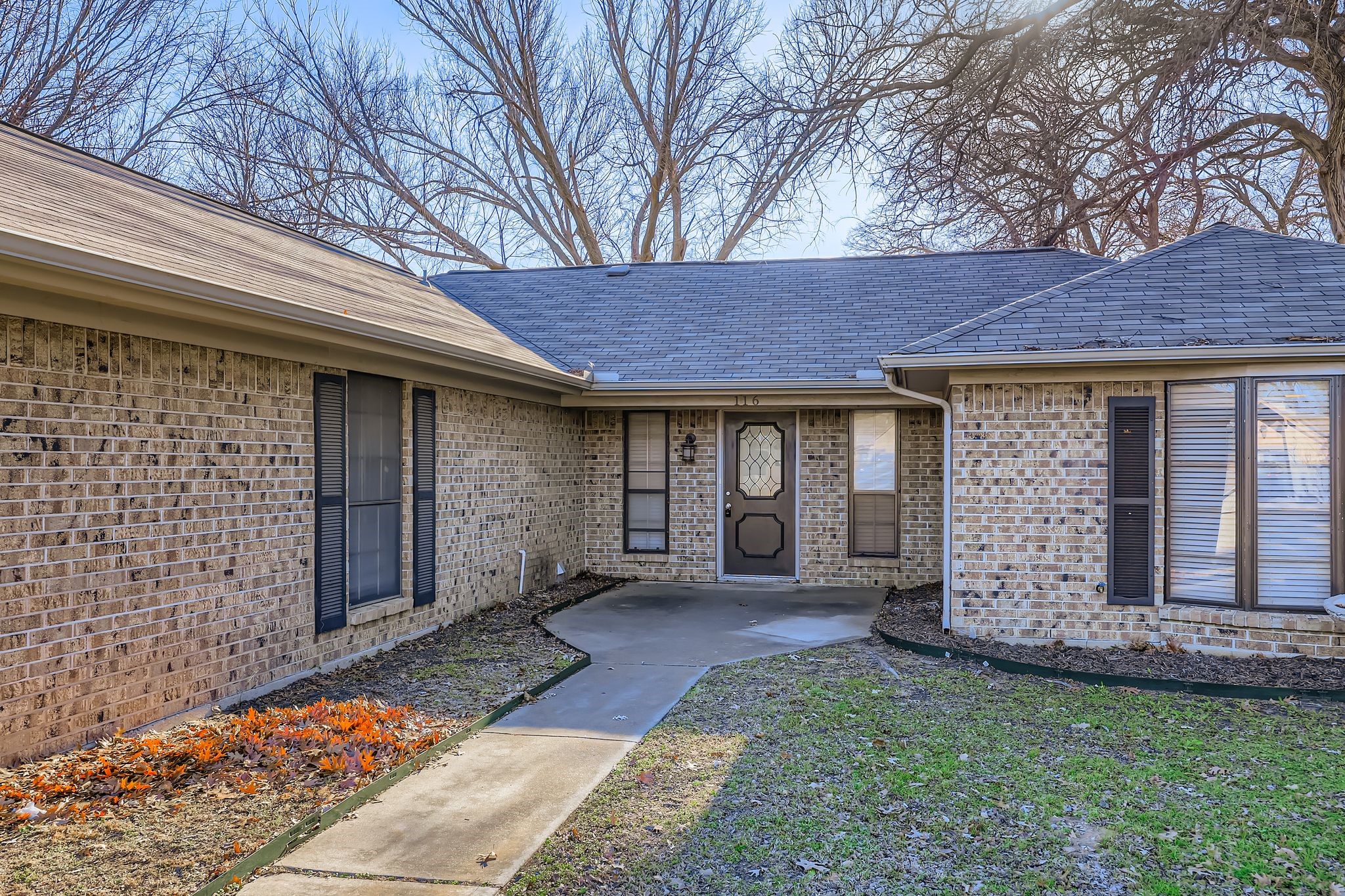 116 NE Alsbury Boulevard Burleson TX 76028