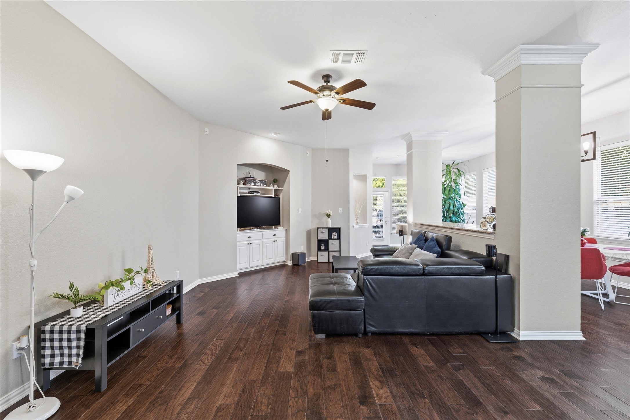 124 Myrtle Creek Grapevine TX 76051