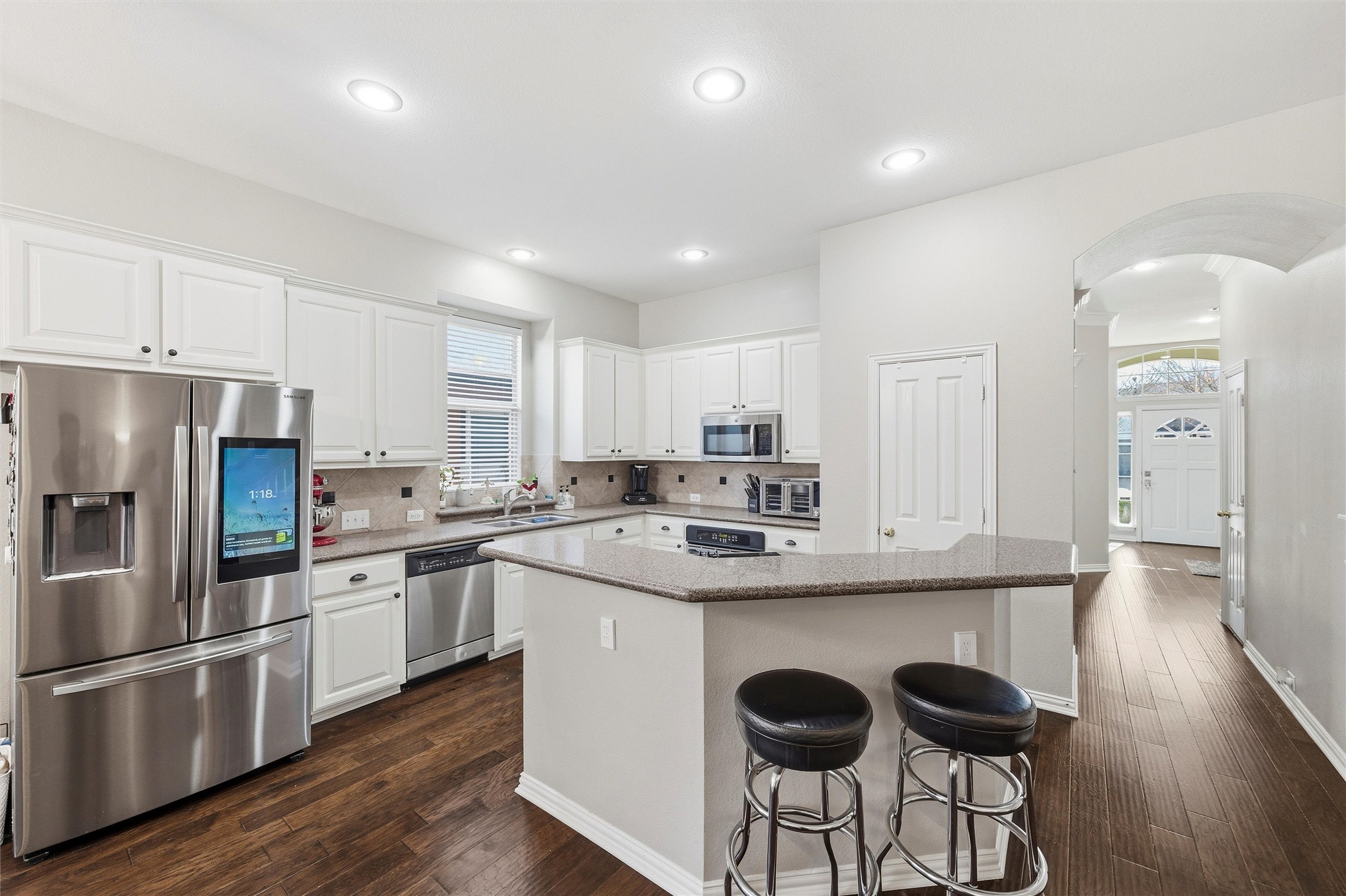 124 Myrtle Creek Grapevine TX 76051