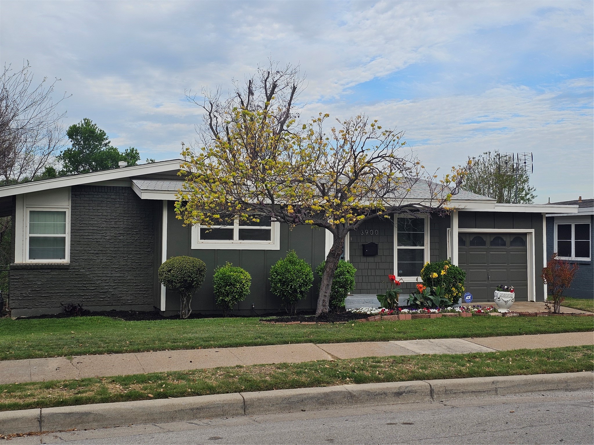 3900 Eldridge Street Fort Worth TX 76107