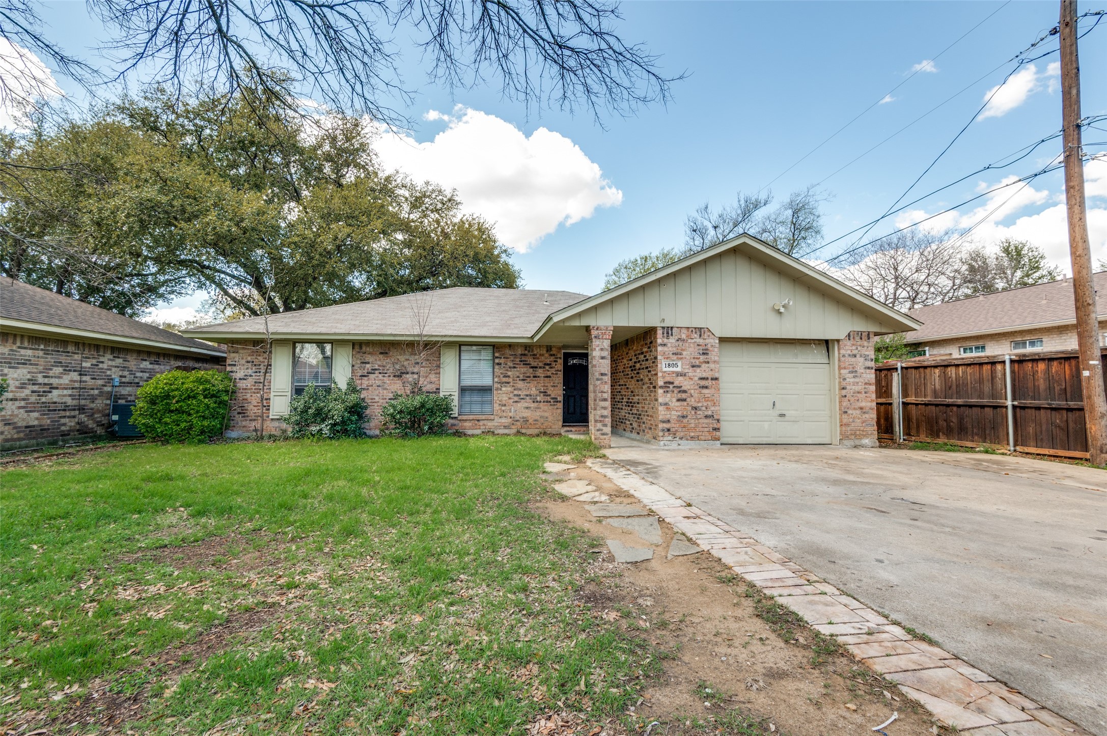1805 Etain Road Irving TX 75060