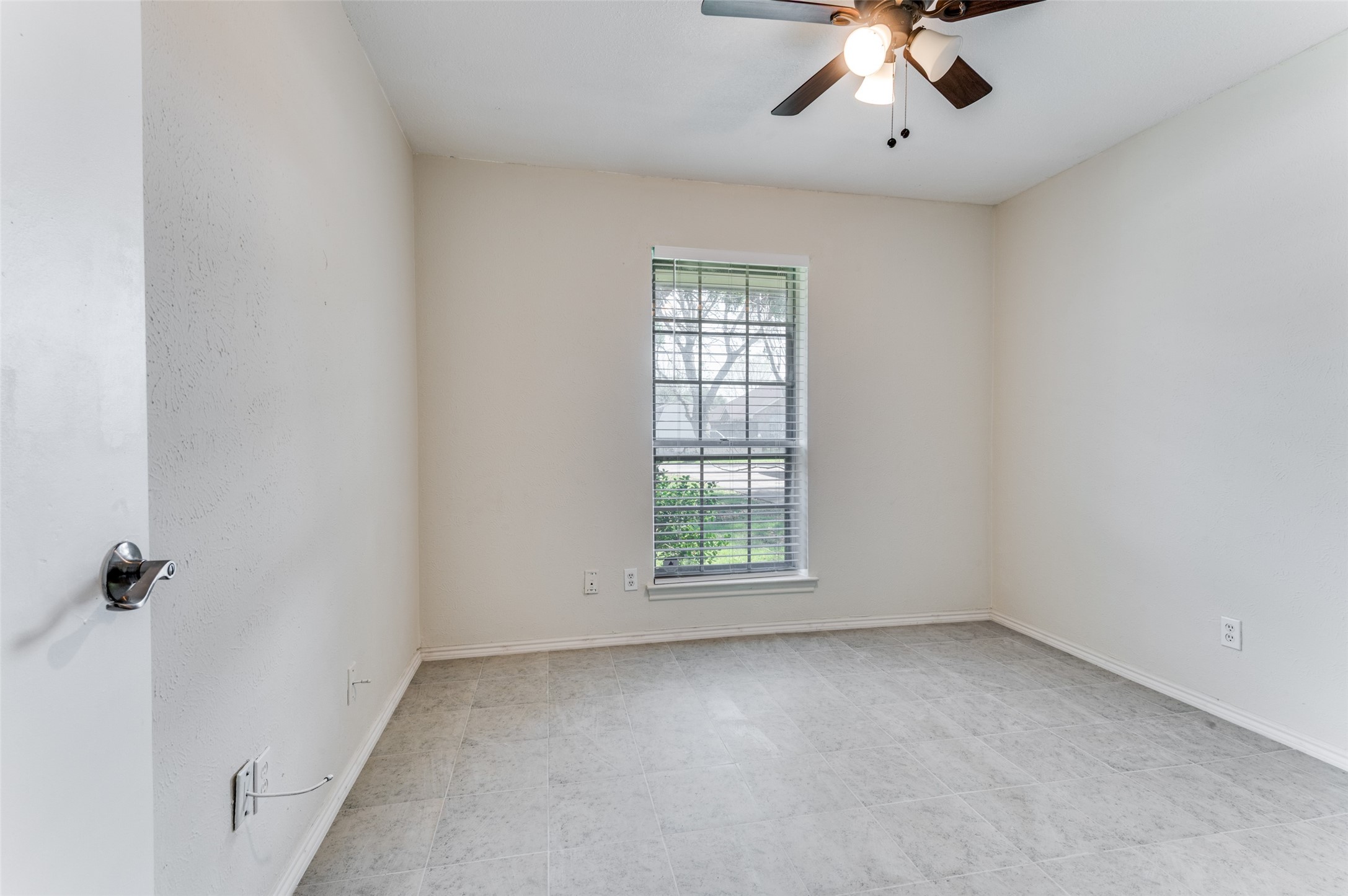 1805 Etain Road Irving TX 75060