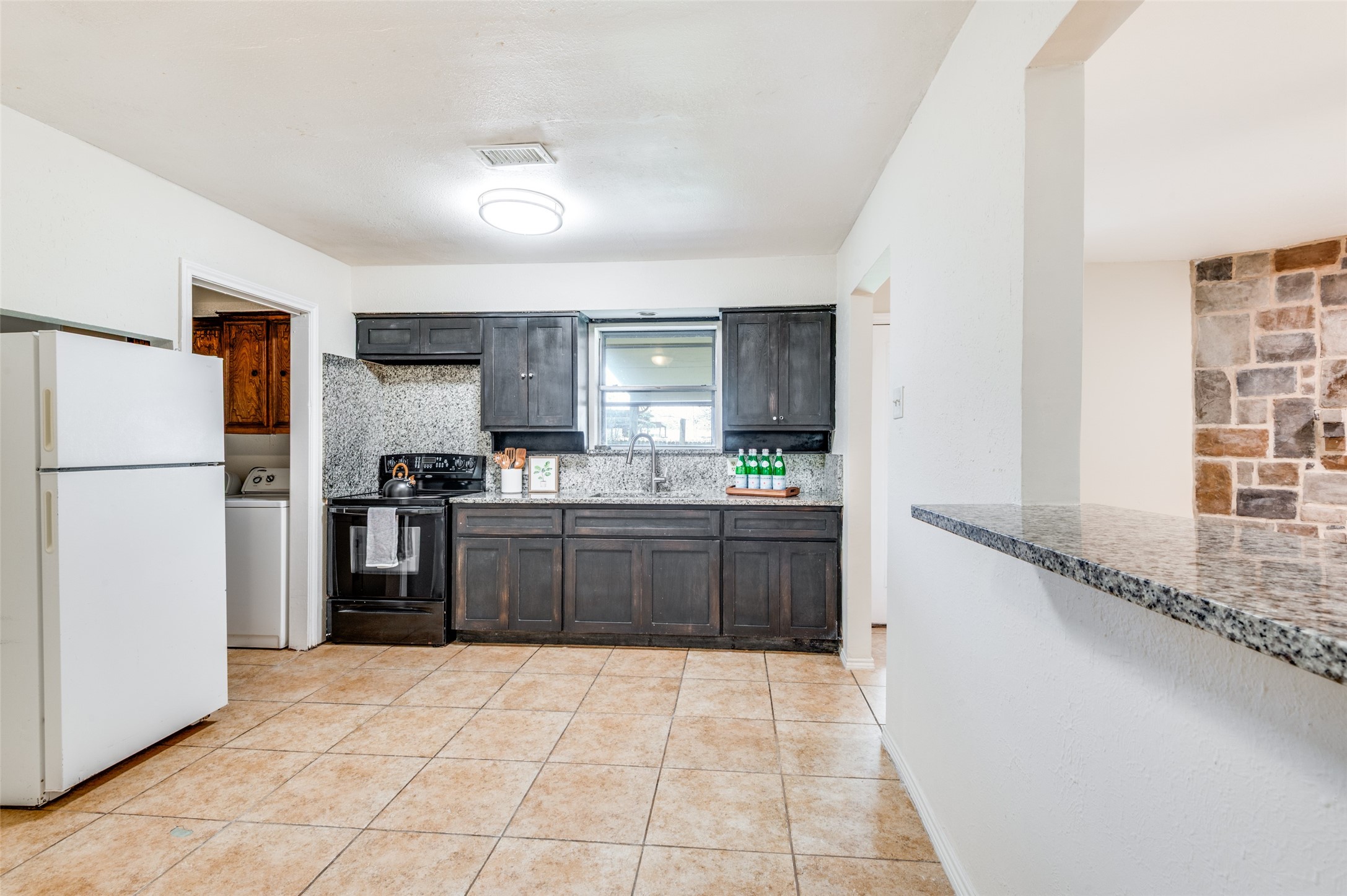 1805 Etain Road Irving TX 75060