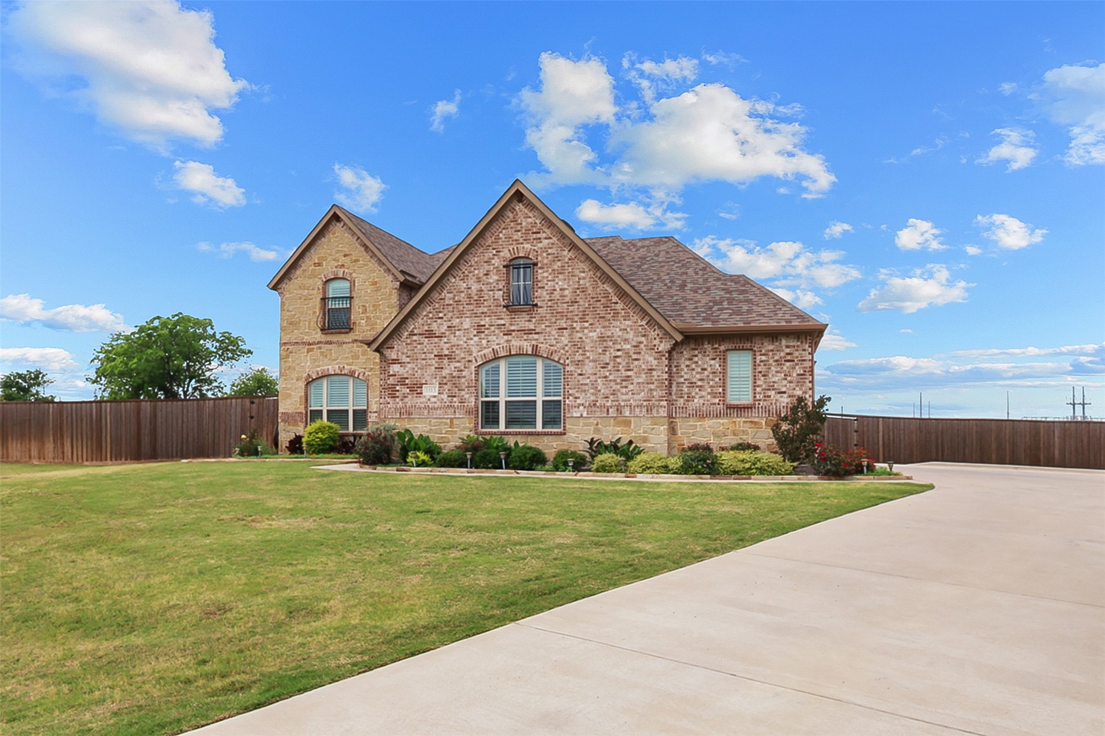 103 Walnut Drive Van Alstyne TX 75495