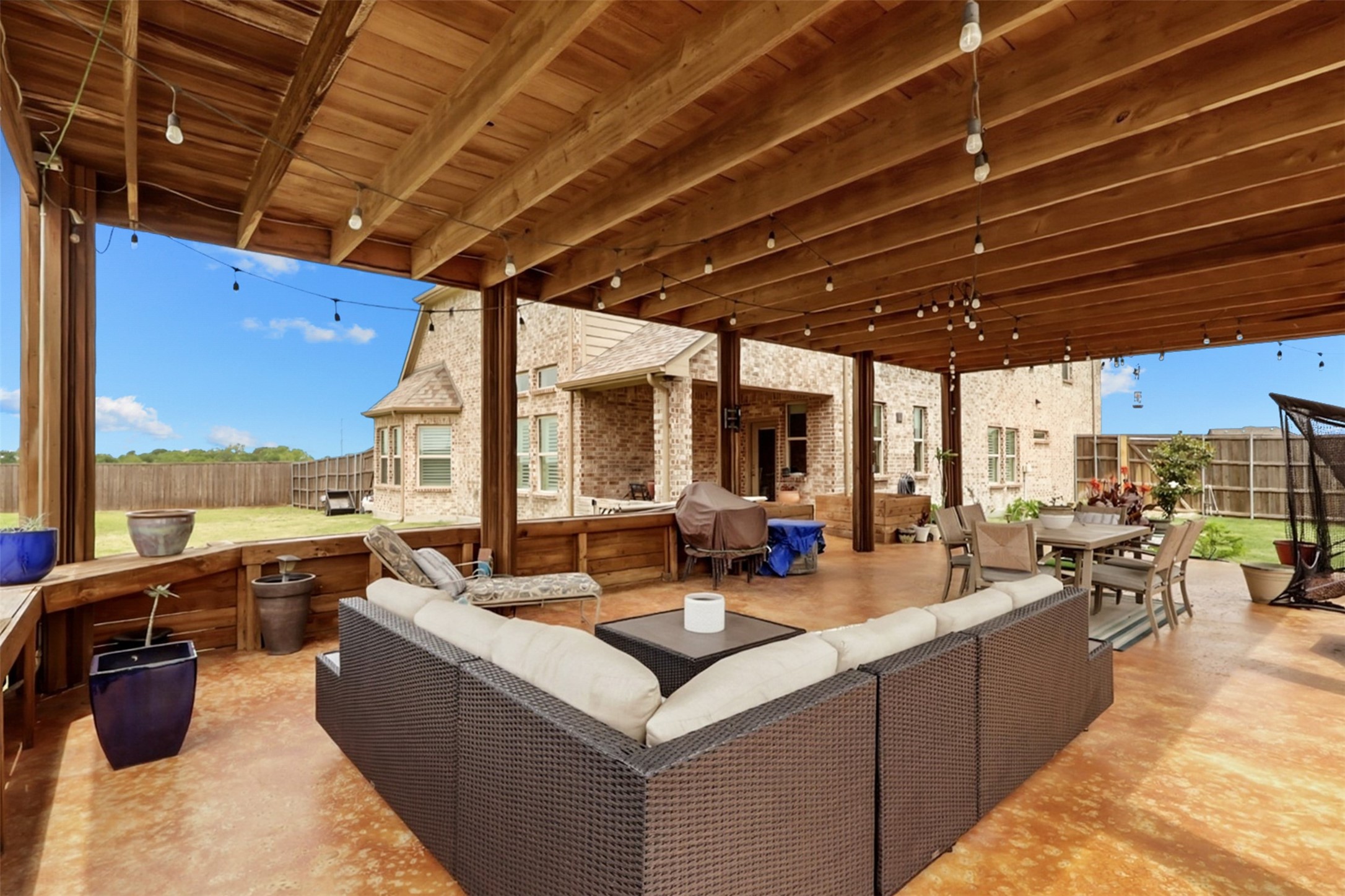 103 Walnut Drive Van Alstyne TX 75495