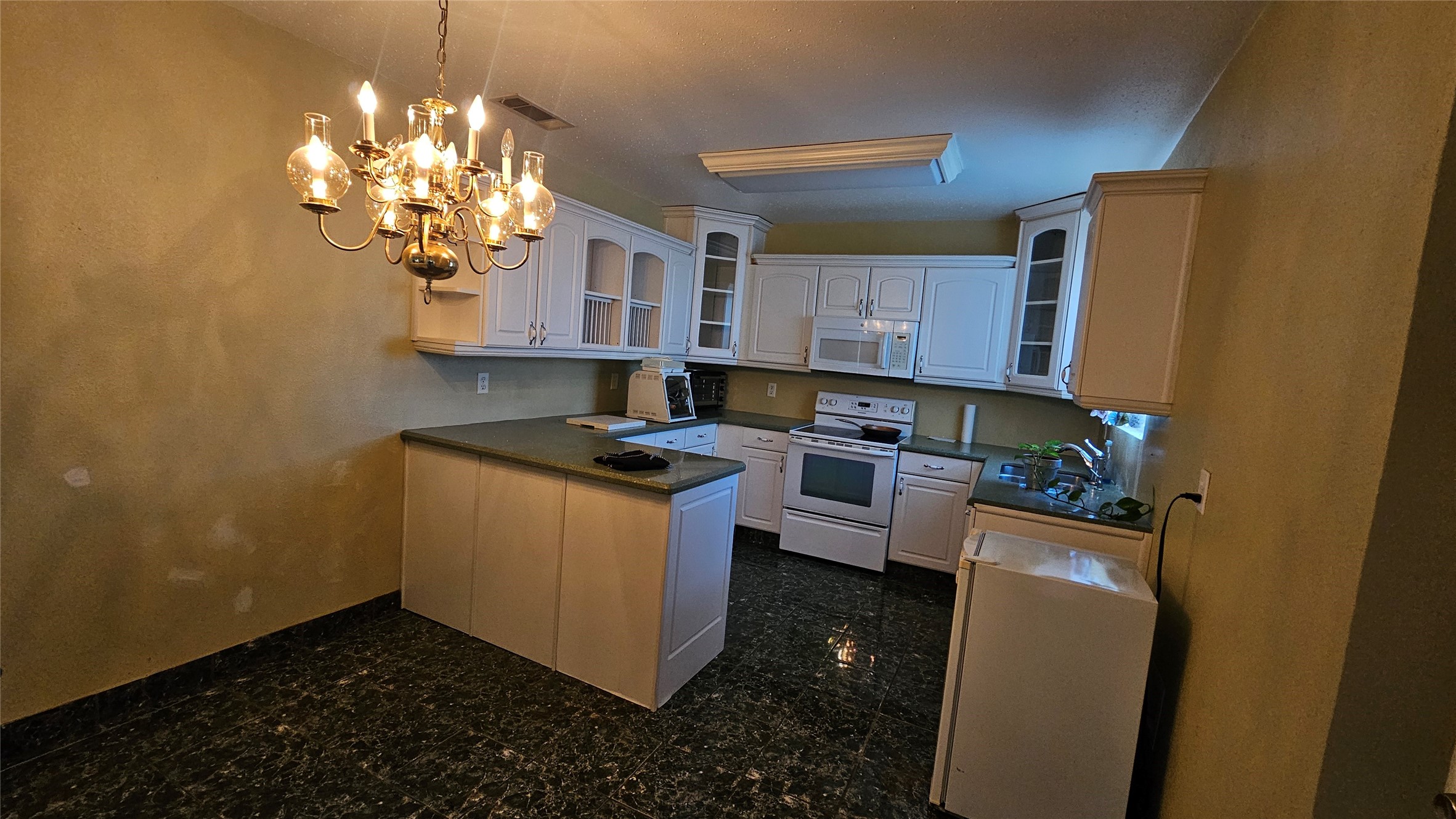 8736 Johns Road Alvarado TX 76009