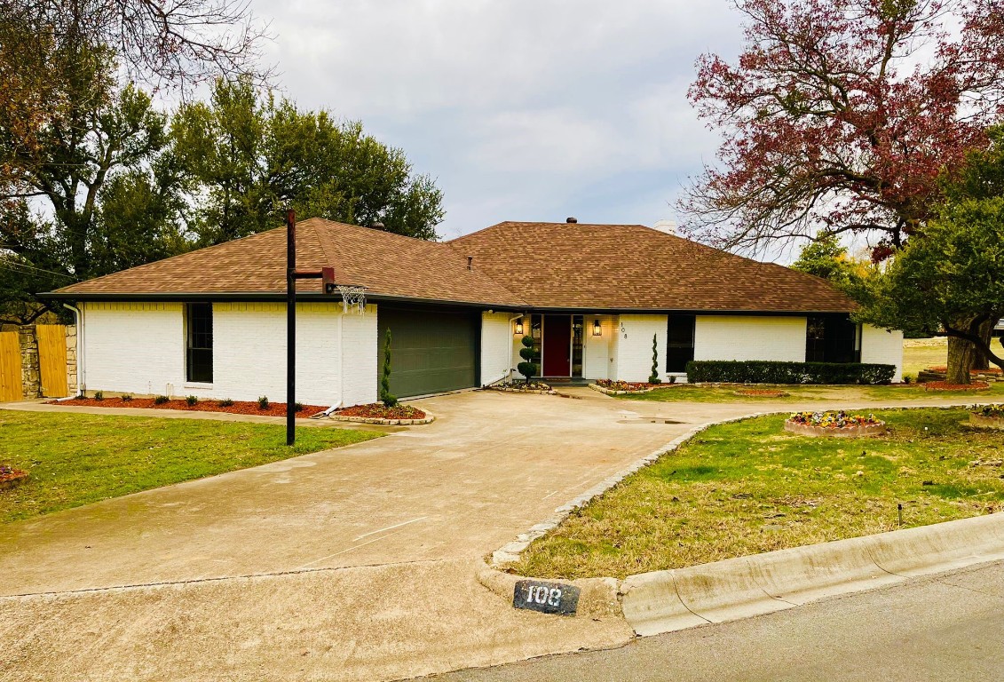 108 Bob White Avenue Weatherford TX 76086