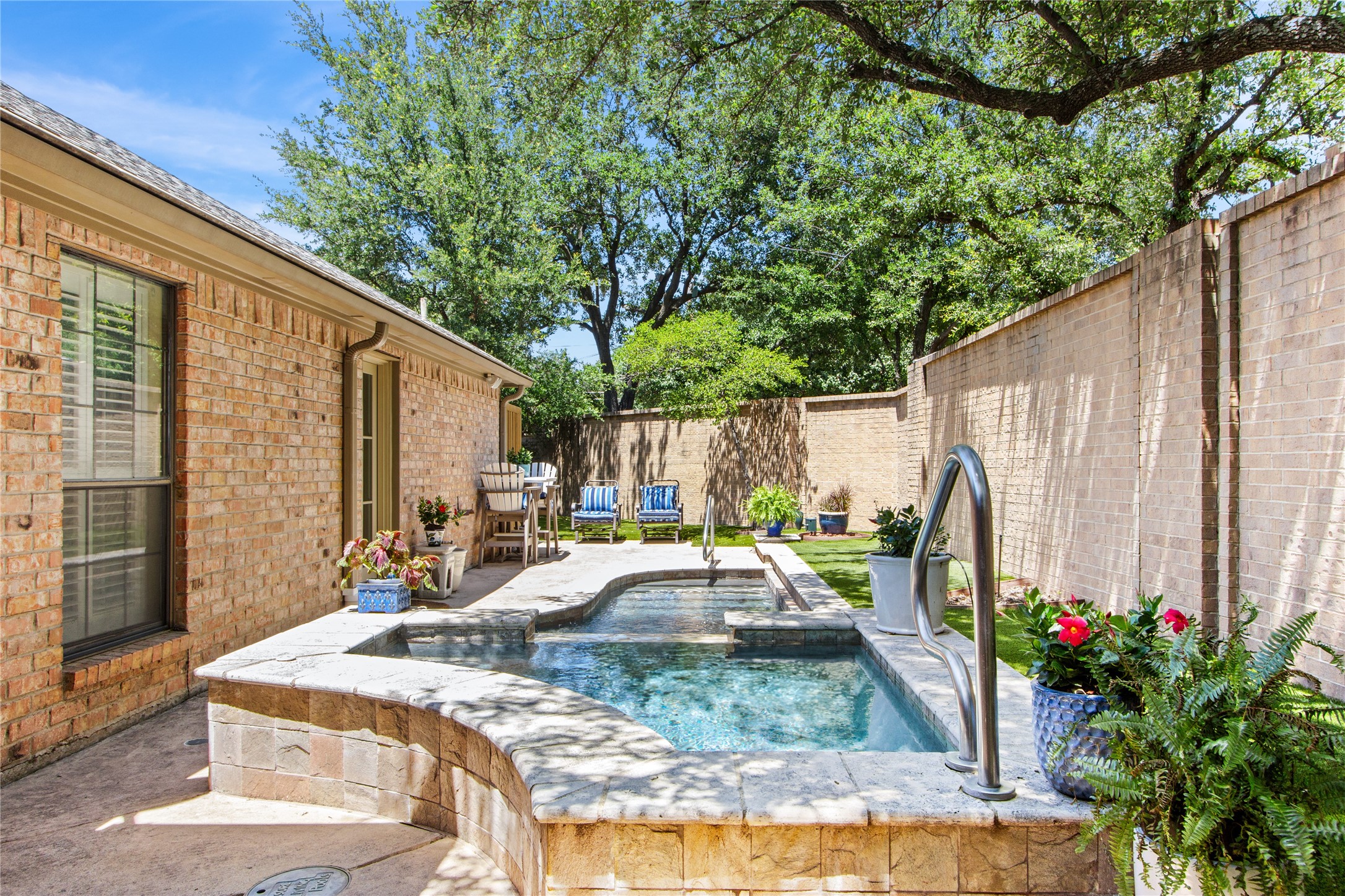 7230 Lane Park Drive Dallas TX 75225