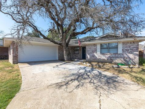 104 Doublehorn Street Stephenville TX 76401