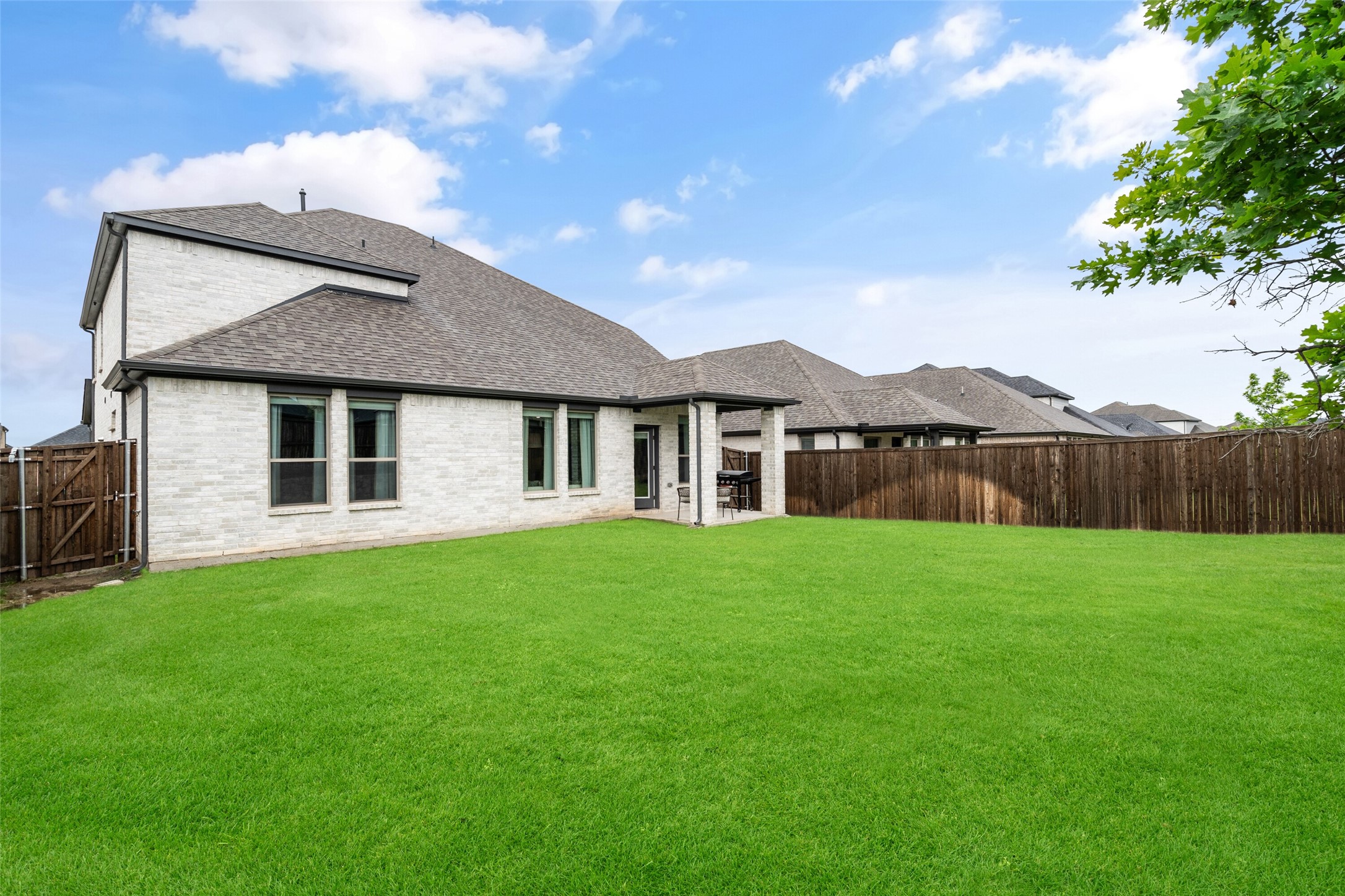 353 Waters Ridge Drive Lavon TX 75166