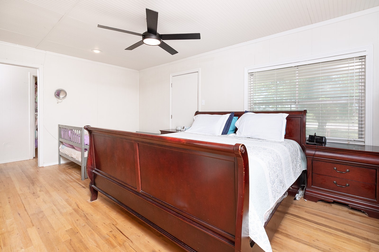 706 S Noyes Avenue Melvin TX 76858