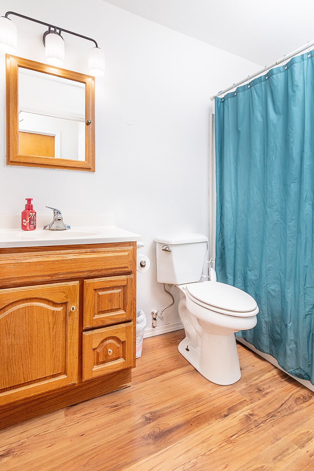 706 S Noyes Avenue Melvin TX 76858
