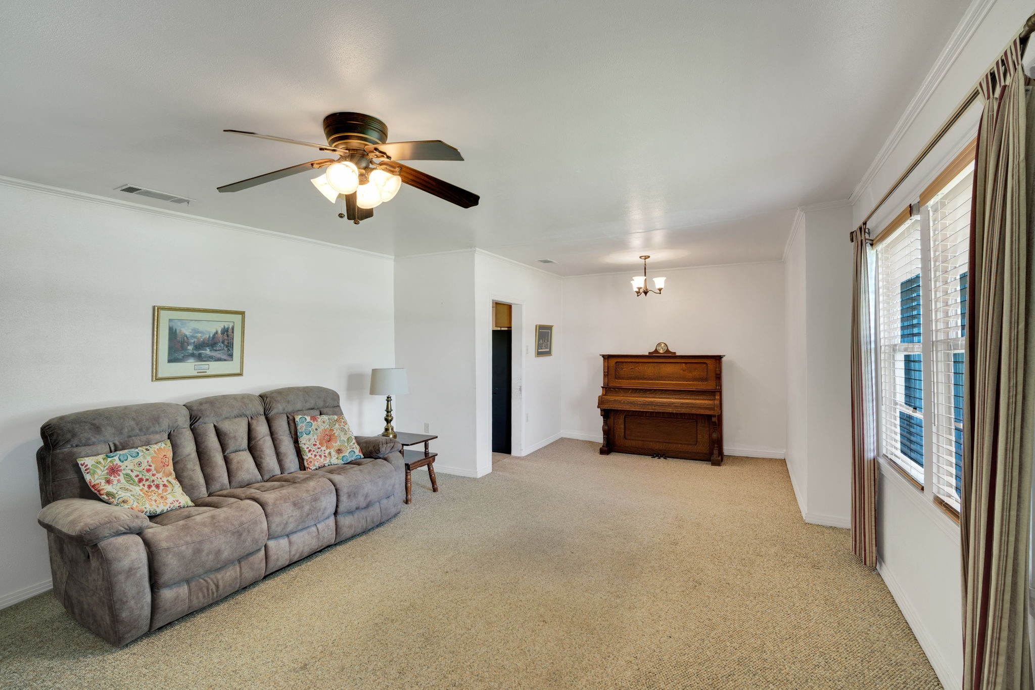 508 E Henderson Street Itasca TX 76055
